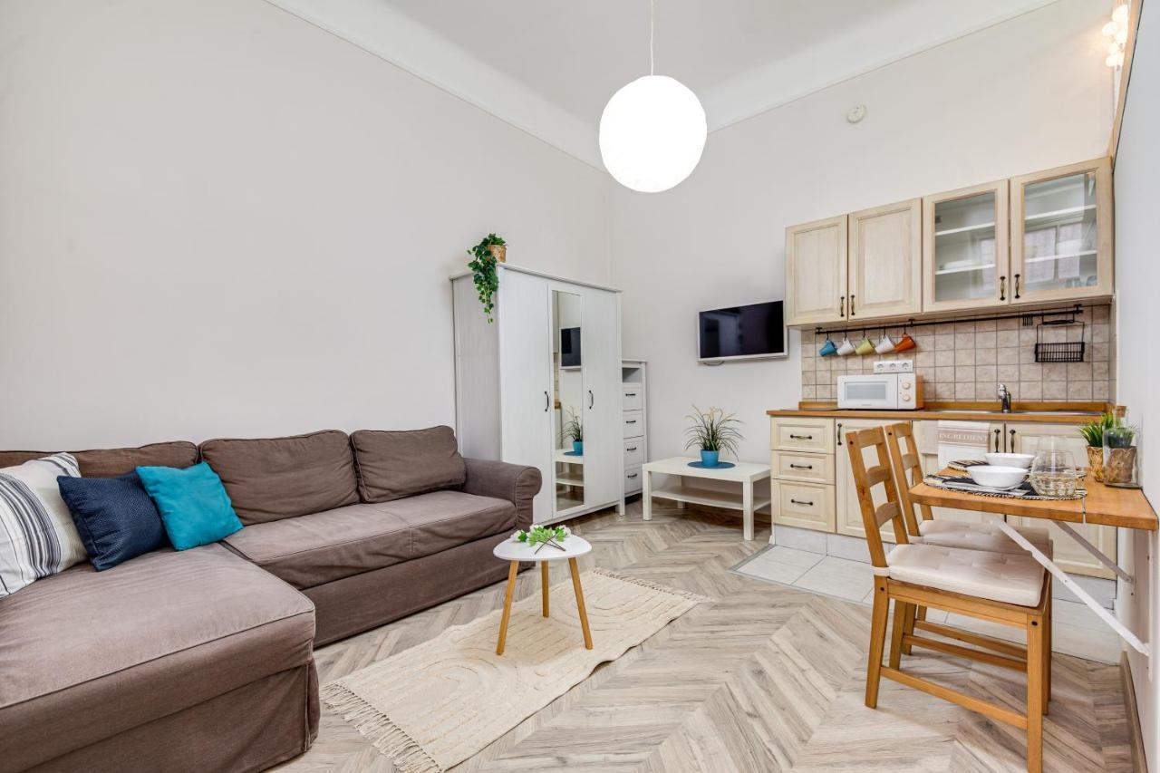 Vintage Apartment In The Jewish Quarter บูดาเปสต์ ภายนอก รูปภาพ