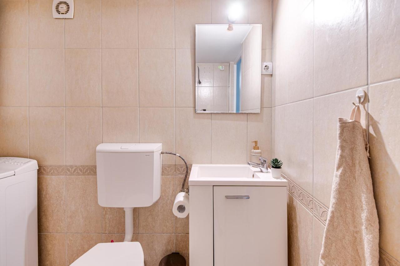 Vintage Apartment In The Jewish Quarter บูดาเปสต์ ภายนอก รูปภาพ