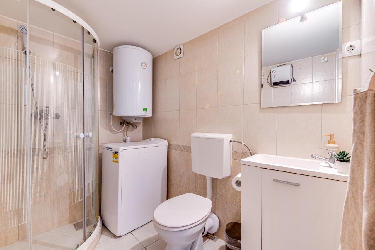 Vintage Apartment In The Jewish Quarter บูดาเปสต์ ภายนอก รูปภาพ